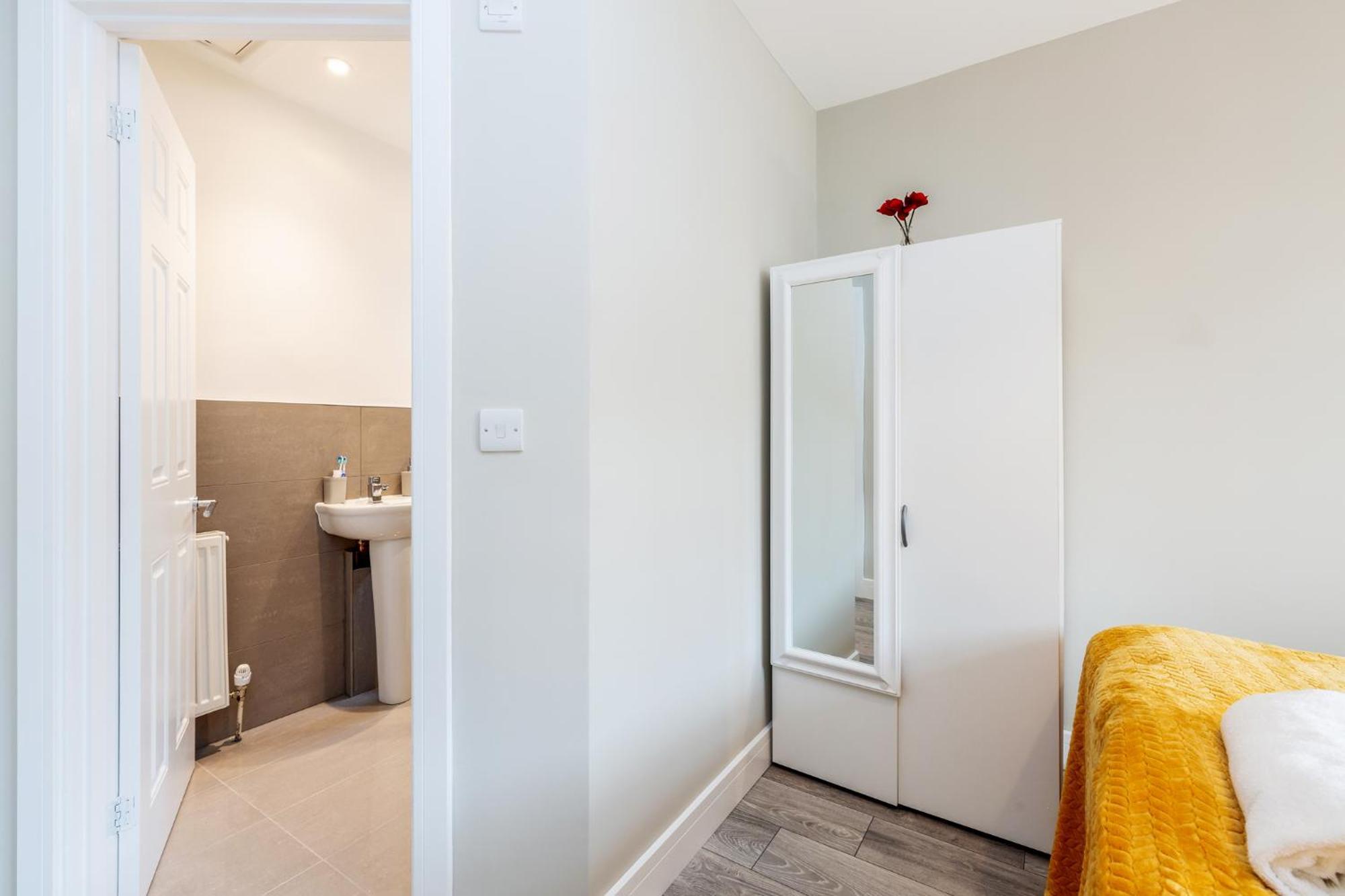 Dartford, Kent - Modern 2Bd 2Bath En-Suite Bungalow M25 Bluewater Ngoại thất bức ảnh