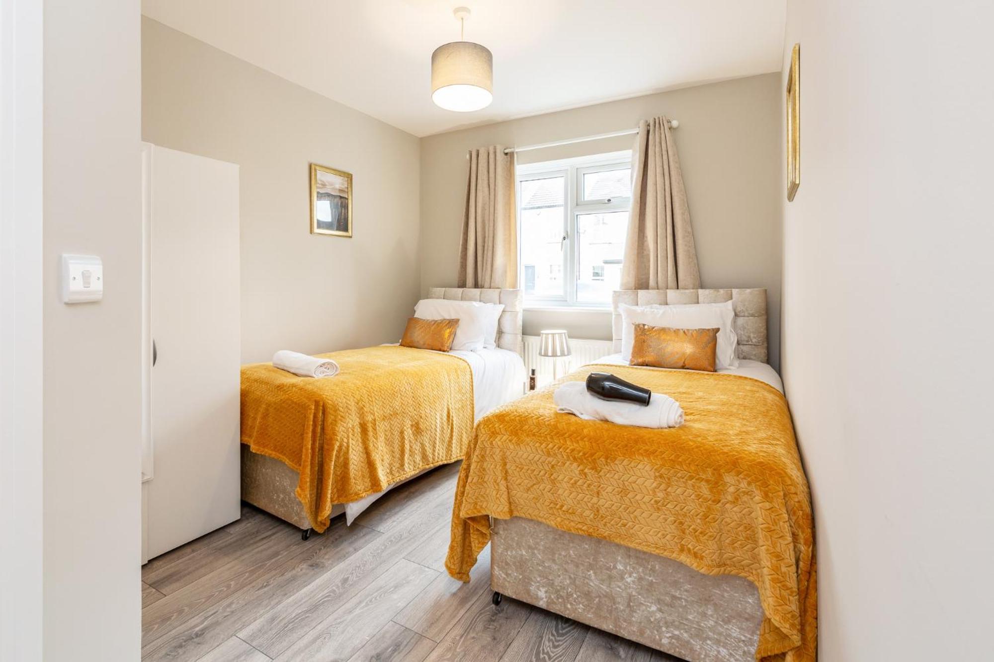 Dartford, Kent - Modern 2Bd 2Bath En-Suite Bungalow M25 Bluewater Ngoại thất bức ảnh