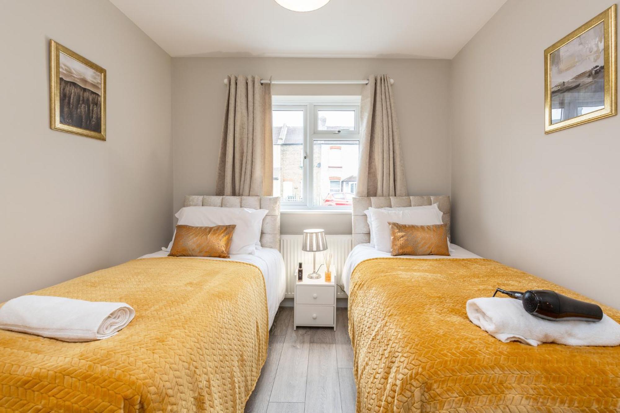 Dartford, Kent - Modern 2Bd 2Bath En-Suite Bungalow M25 Bluewater Ngoại thất bức ảnh